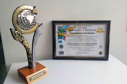 Império Desentupidora recebe Troféu Marketing e Negócios