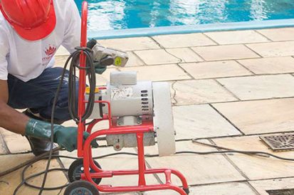 Como é feito o serviço de desentupimento?