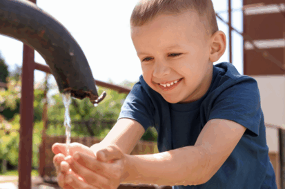 Limpeza de Caixa D’Água em Escolas e Creches (Zona Leste de SP): O Laudo de Potabilidade é Inegociável